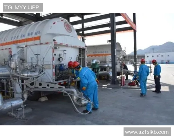 LNG在冠军杯中的意识表现分析与战术解读 LNG在冠军杯中的意识表现分析与战术解读